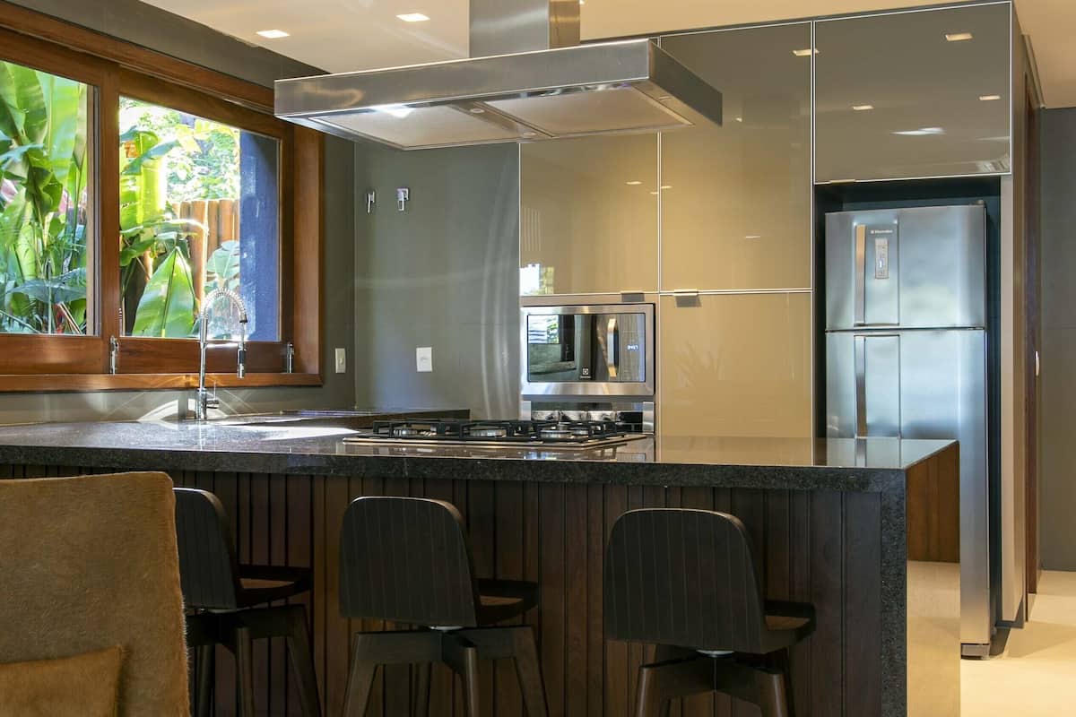 espresso maker, coffee/tea maker, electric kettle