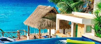 Spectacular Oceanfront Home W/ Pool Private. Villa Paradise.