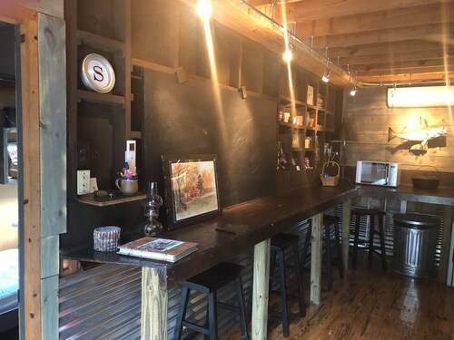 The Barn - Only 5 minutes to I65