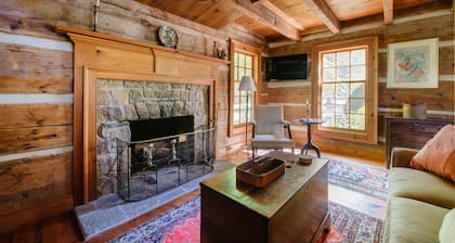 Two Stone Row: Tim`s Cabin | 1 Bed, 1 Bath