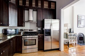 Fridge, microwave, oven, dishwasher