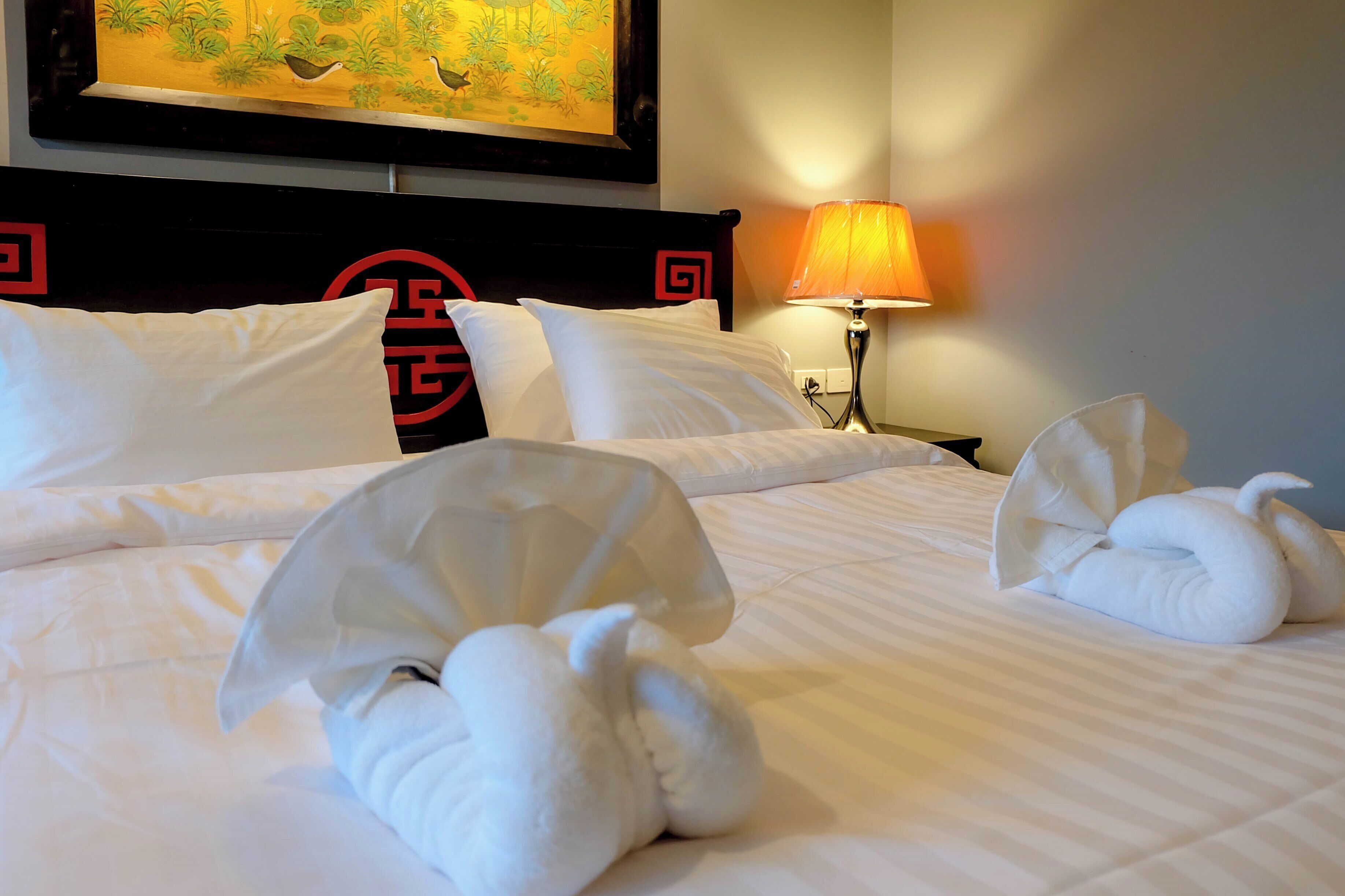 classic double room, 1 king bed, accessible, non smoking | 1 bedroom, egyptian cotton sheets, premium bedding, memory-foam beds