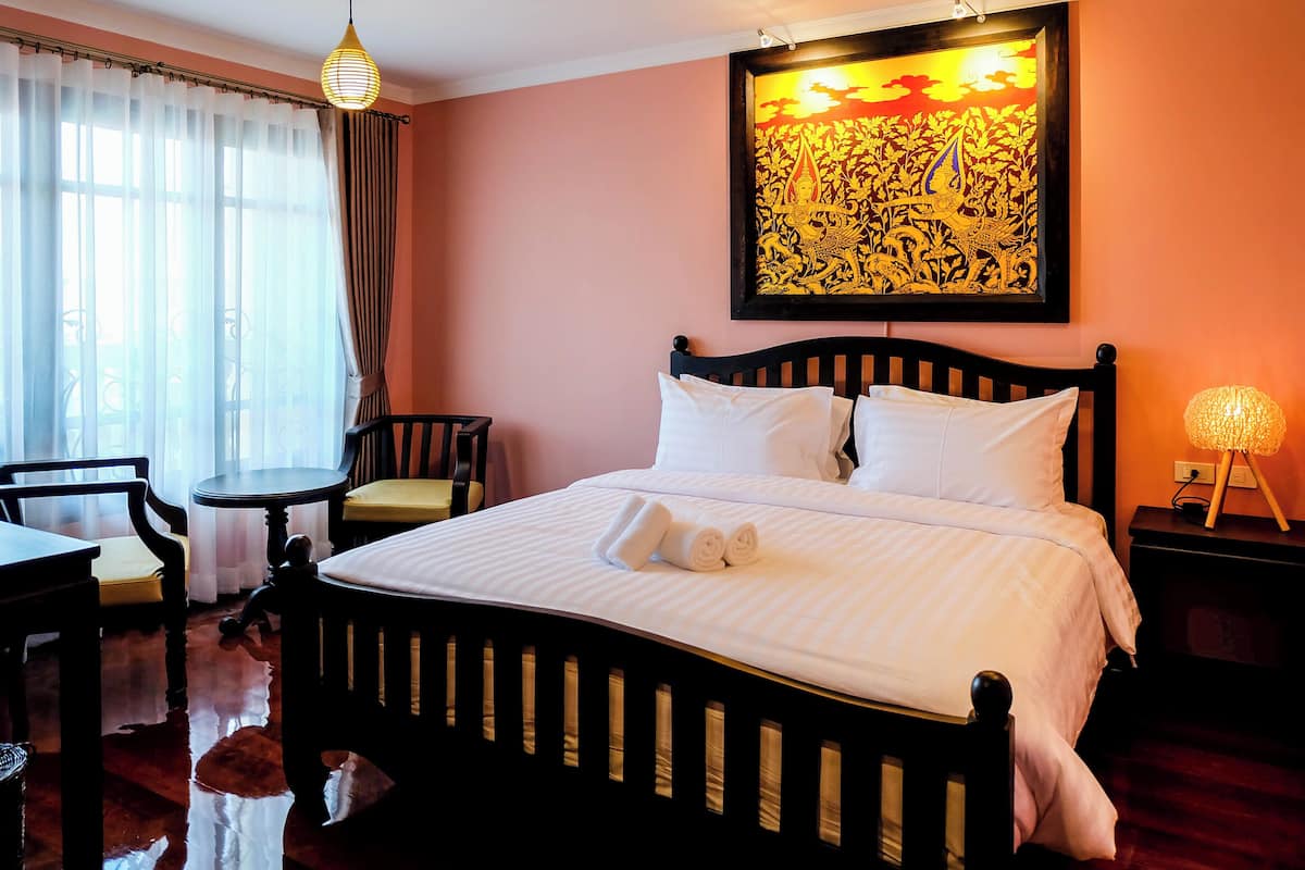 Classic Double Room, 1 Katil Raja (King), Accessible, Non Smoking | Cadar kapas Mesir, peralatan tempat tidur premium, busa memori