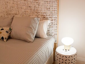 3 chambres, fer et planche à repasser, accès Internet, draps fournis