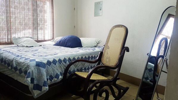 Double Room, 1 Double Bed, Shared Bathroom