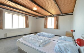 4 bedrooms