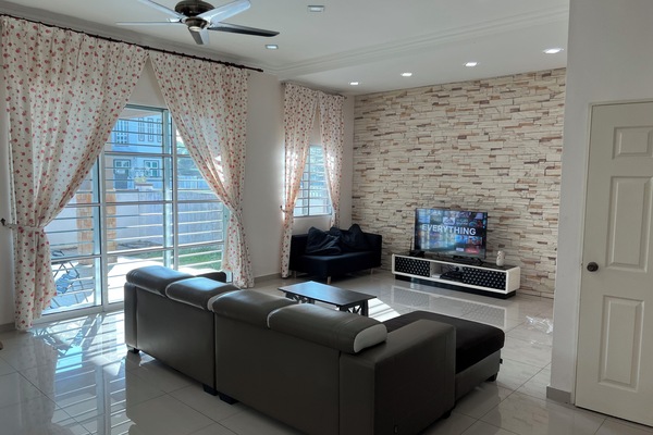 Family House, Multiple Beds, Non Smoking | Living area | LED TV, DVD player