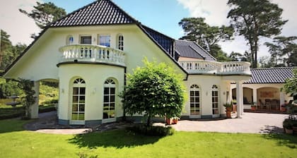 Exklusive Villa vor den Toren Hamburgs