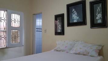 4 chambres, fer et planche Ă repasser, Wi-Fi gratuit, draps fournis