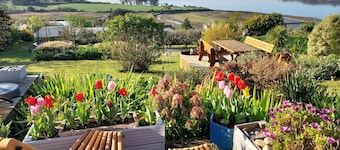Large family home, Beautiful sea view, Quiet, Comfort, SPA.