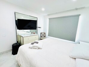 4 bedrooms, desk, iron/ironing board, travel crib