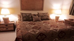 1 sovrum, strykjärn/strykbräda, wi-fi och sängkläder