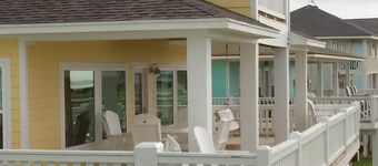 A Great Getaway,  5⭐️, 2nd Row Home w/ Great Views & Many Amenities."