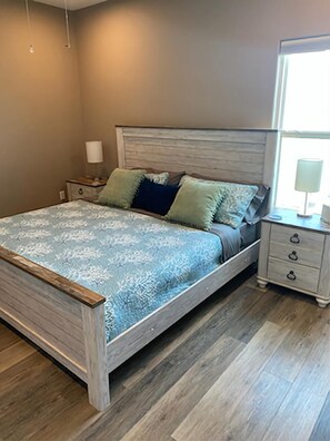 5 bedrooms, iron/ironing board, travel crib, free WiFi