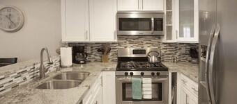 Walk To Disneyland, Disneyland Rental Home 2.