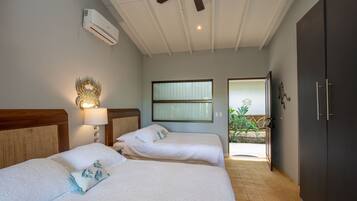 Vila Superior, 4 kamar tidur, kolam renang pribadi, pemandangan samudra | 3 kamar tidur, meja kerja, setrika/meja setrika, dan Wi-Fi gratis