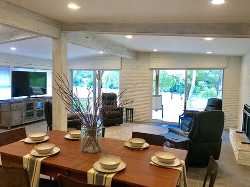 Comfort Acres on the Guadalupe River Ranch (secluded) House and Small Party Barn