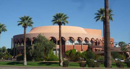 El Norte - 3bdrm, 2bath, Heated Pool, Walk to Asu