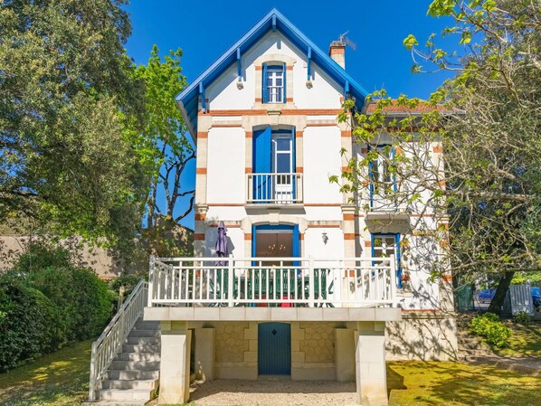 Extérieur