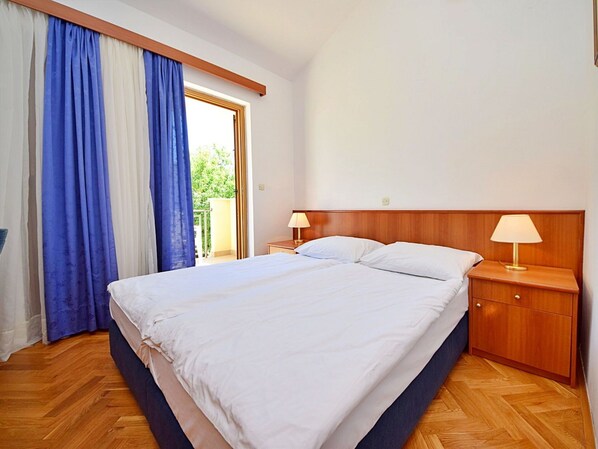 1 bedroom, free WiFi - Nice apartment for 4 people with WIFI, A/C, pool, terrace and pets allowed (Orebic)