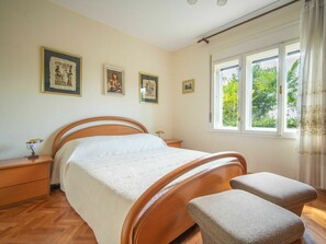 6 bedrooms, free WiFi