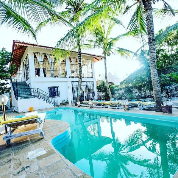 Outdoor pool