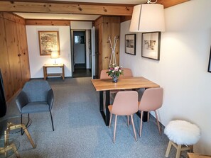 Dining - Nice apartment for 4 guests with pool, WIFI, TV, balcony and panoramic view (Acletta)