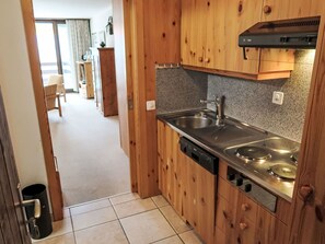 食器洗い機、ハイチェア