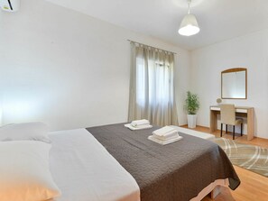 2 slaapkamers, reisbedje, gratis wifi