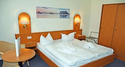 Double room balcony 24 gem - Apartment house Sellin in the style of spa architecture