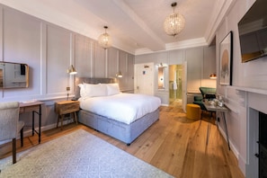 Habitación ejecutiva doble | Ropa de cama hipoalergénica y decoración individual