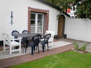 屋外ダイニングエリア