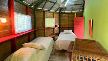 Economy Cabin, 2 Single Beds, Non Smoking | 1 bedroom, premium bedding, down duvets, in-room safe