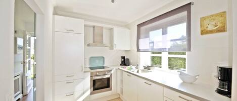 Fridge, oven, dishwasher, highchair