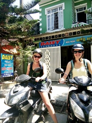 Exterior - Daisy Hostel (Hue)