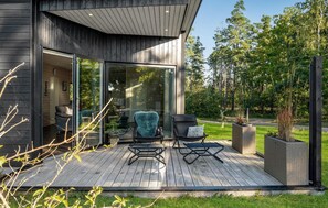 Terrace/patio - Beautiful home in Ebeltoft with kitchen (Ebeltoft)