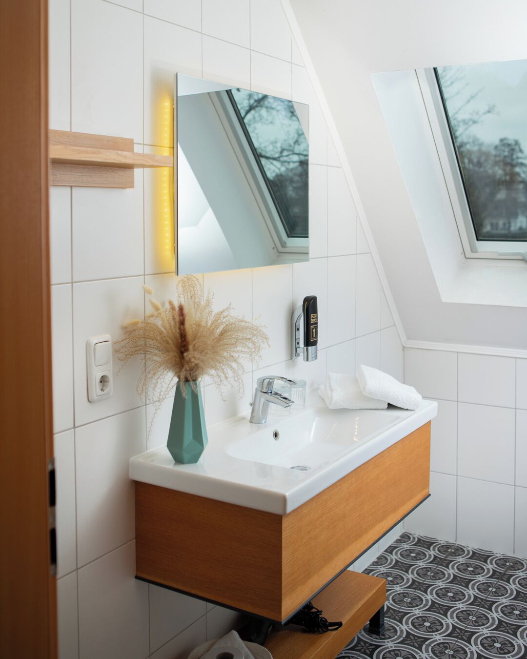 hair dryer, heated floors, towels, soap