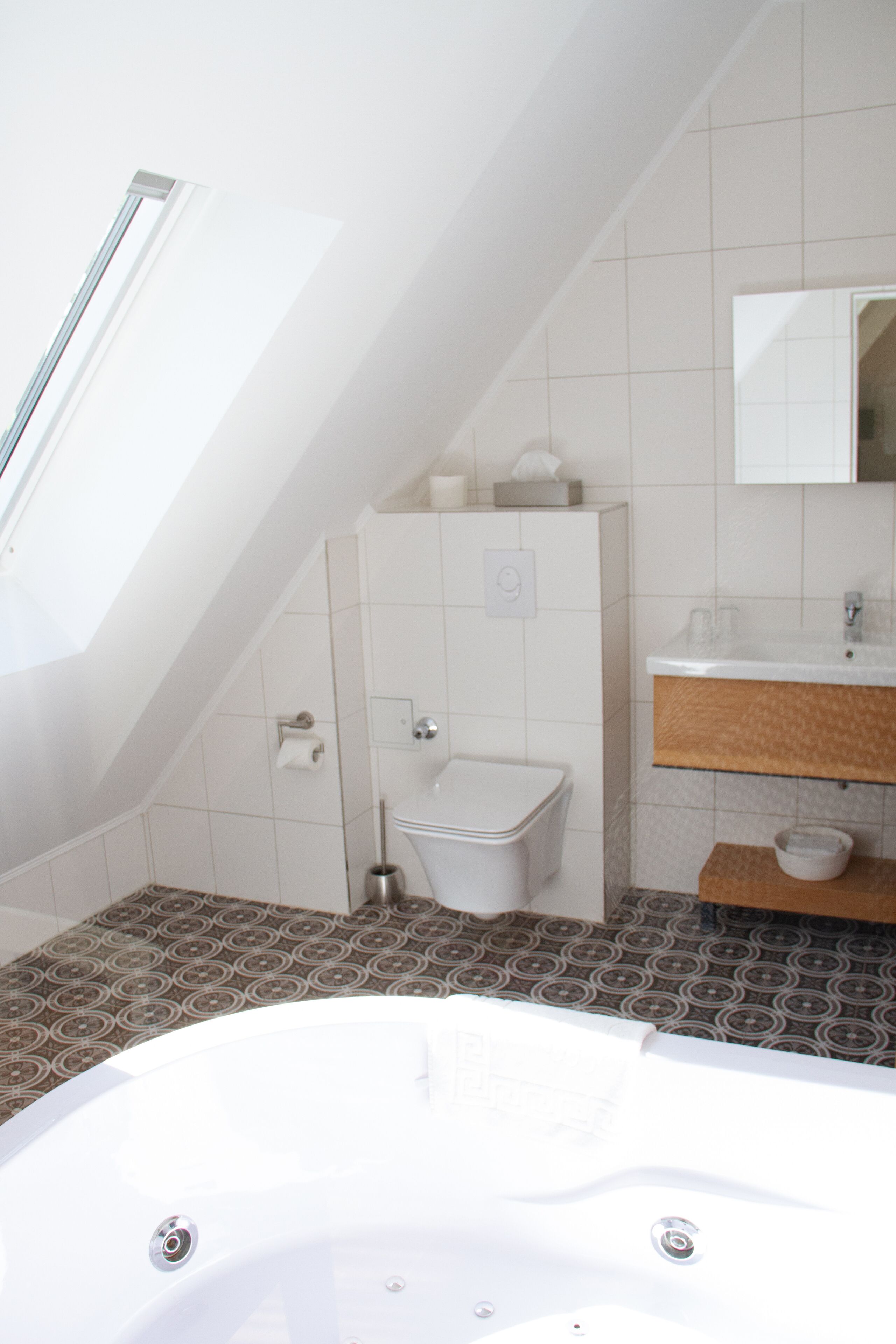 hair dryer, heated floors, towels, soap