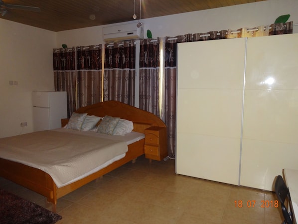 Desk, rollaway beds, free WiFi, bed sheets
