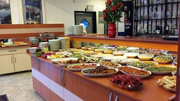 Desayuno buffet incluido todos los días