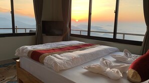 Family Room, Multiple Beds, Mountain View | Free WiFi