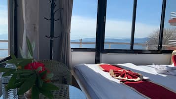 Deluxe Double Room, 1 Bedroom, Mountain View