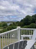 Room 4 | Individually decorated, individually furnished, iron/ironing board