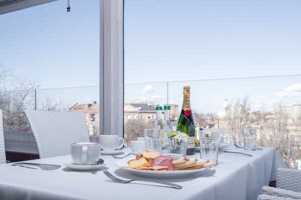 Terrace/patio - Boomerang Boutique Hotel (Odesa)