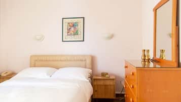 Quarto solteiro | Wi-Fi de cortesia, roupa de cama