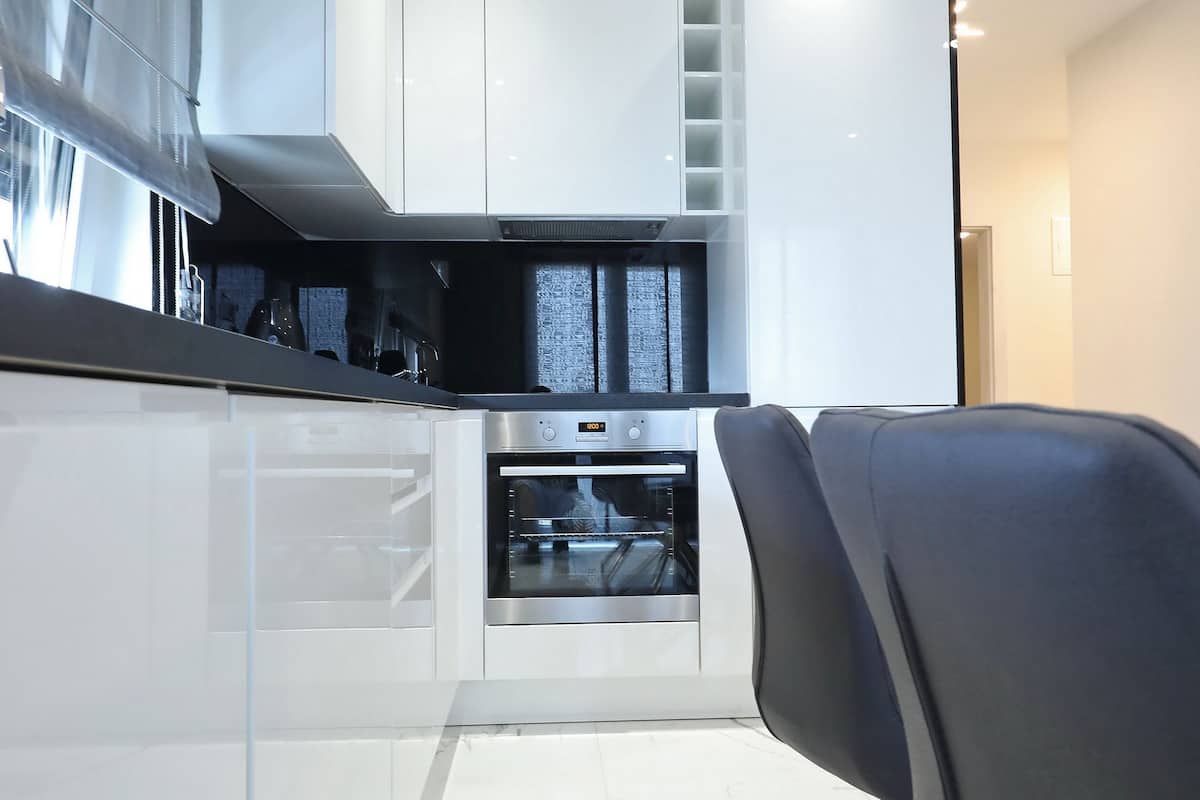 exclusive penthouse with terrace and jacuzzi | private kitchen | fridge, microwave, oven, stovetop