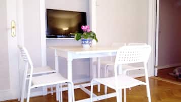 Apartment | In-room dining