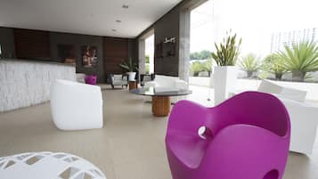 3 bares, bar en la piscina, bar junto a la piscina