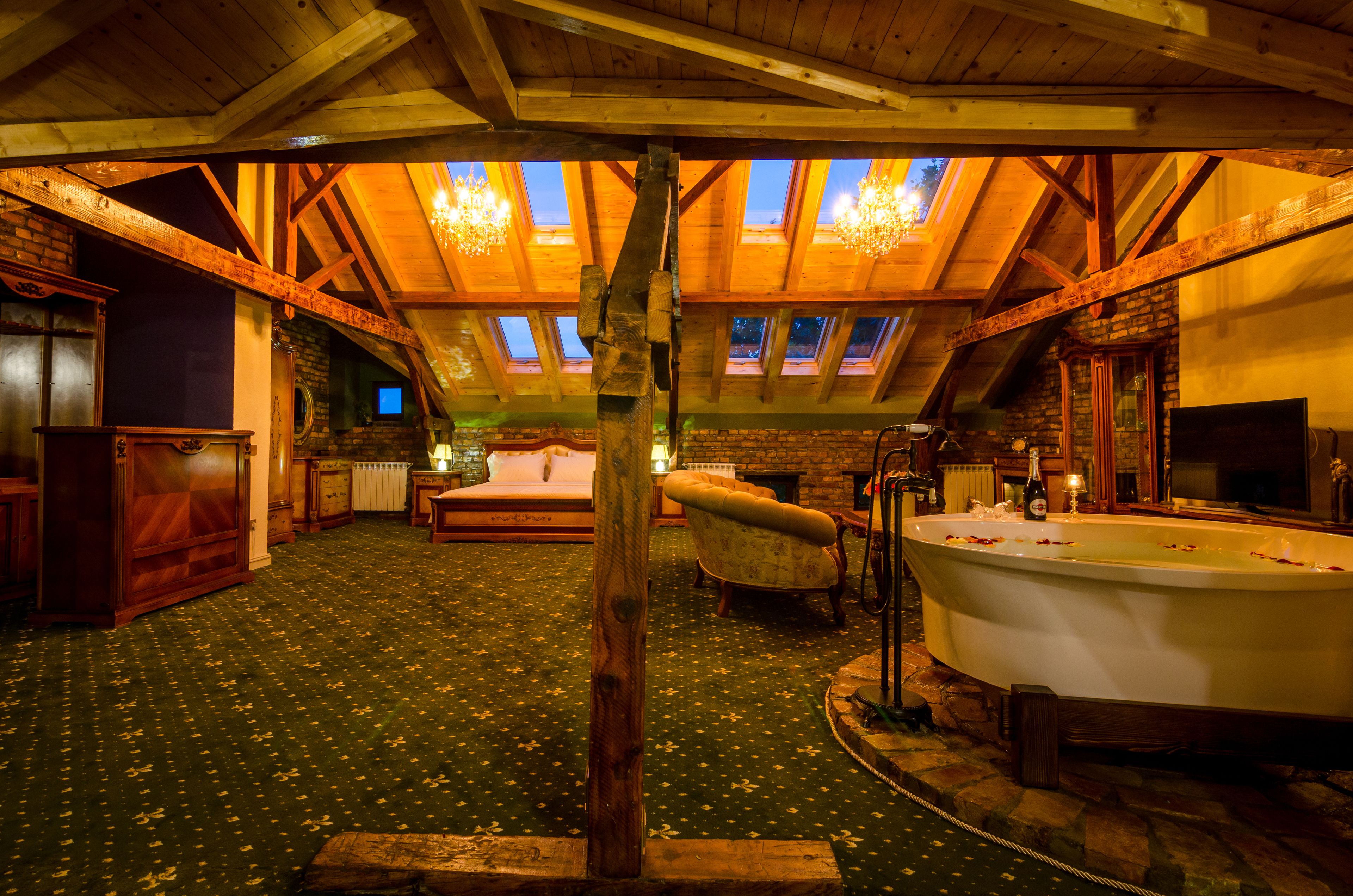 Foto - JMR Royal -Luxury Rooms & Private Sauna