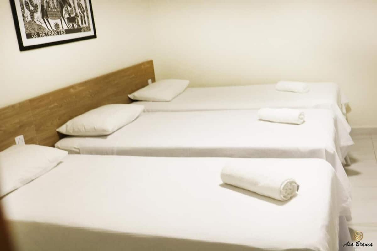 1 bedroom, premium bedding, pillow-top beds, minibar